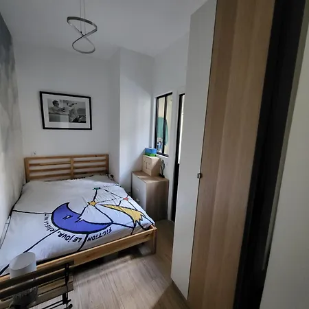 Charmant Studio Tres Calme En Centre-Ville Saint-Germain-en-Laye Exterior photo